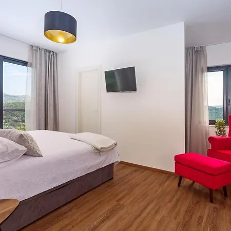 New And Stylish Bruna With 32sqm Heated Pool, Sauna, Billiard And Media * Gata
